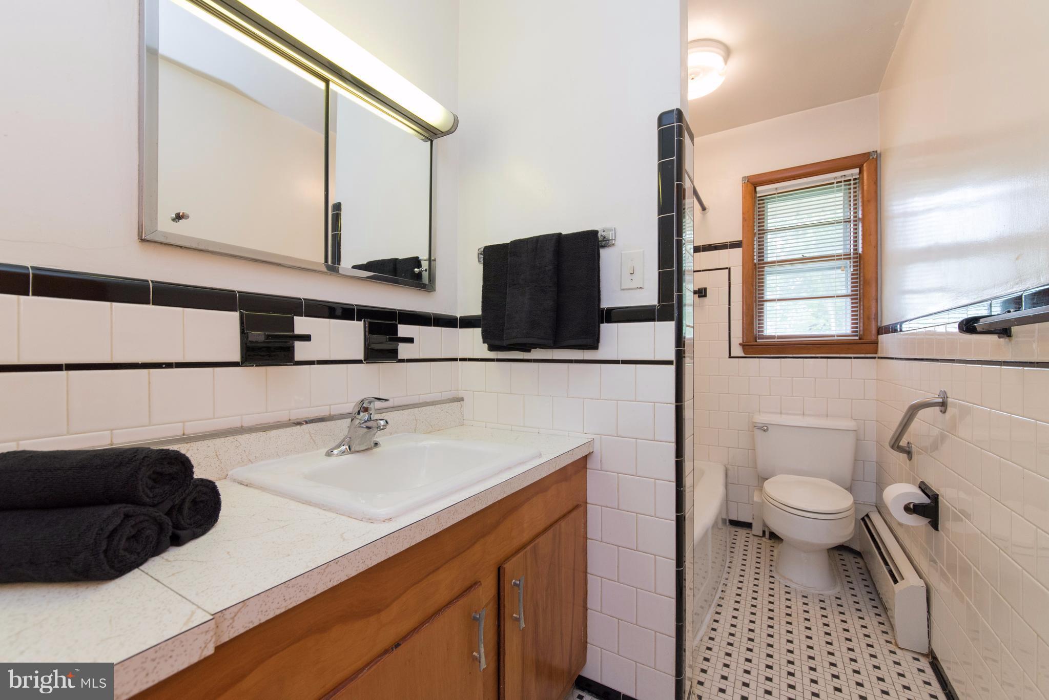 1800 Monumental Road Baltimore, MD 21222 - Photo 16 of 30 Main Level Bathroom