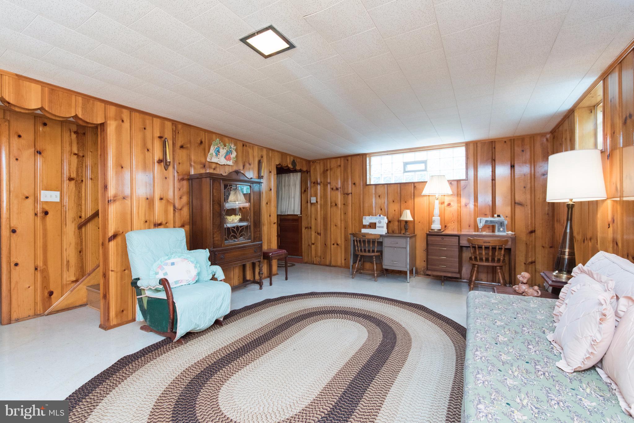 1800 Monumental Road Baltimore, MD 21222 - Photo 23 of 30 Family Room