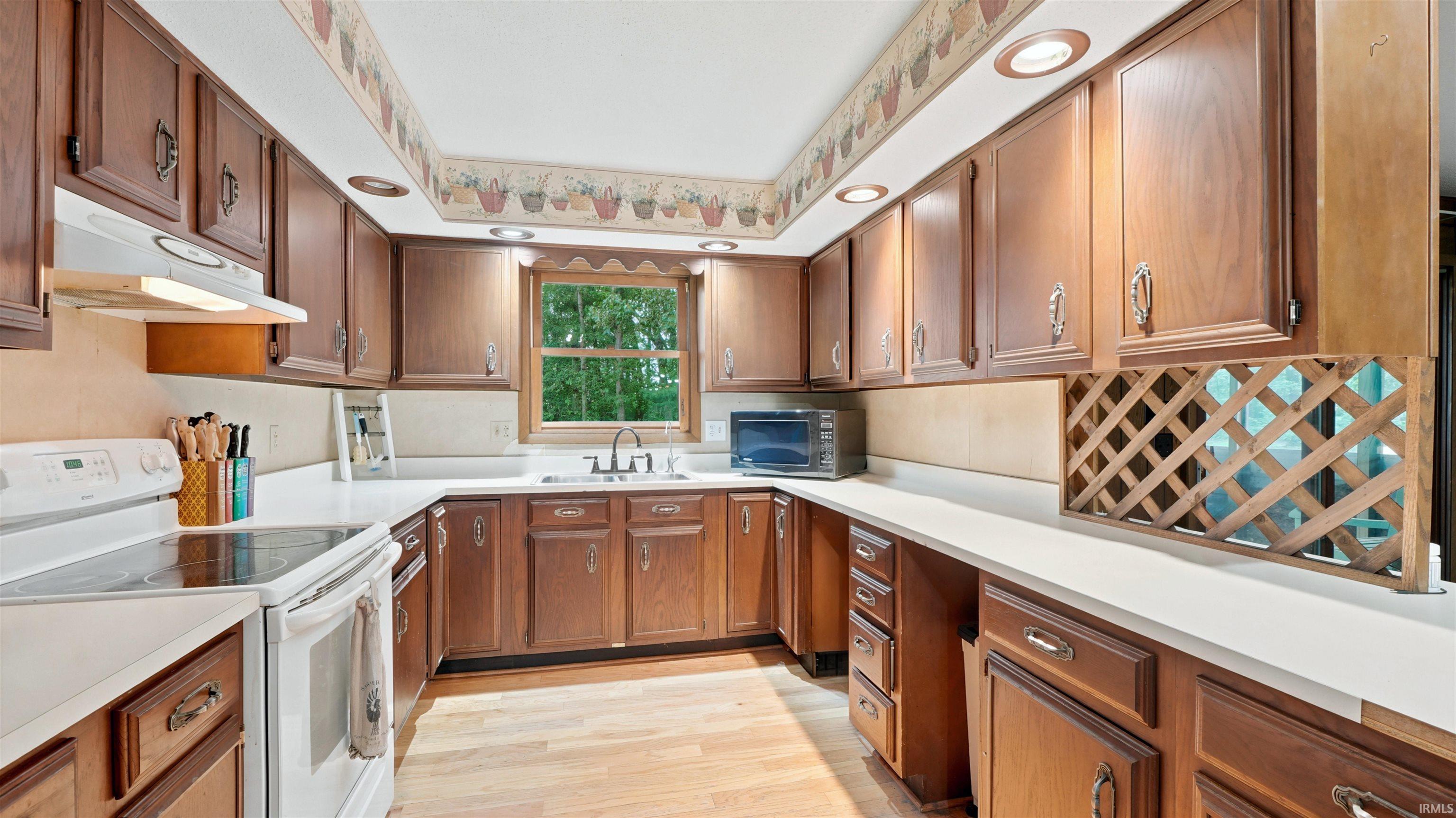 2167 Highway 14 Rochester, IN 46975 - Photo 6 of 34