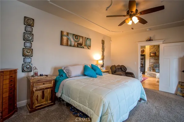 a view of livingroom with furniture and windows