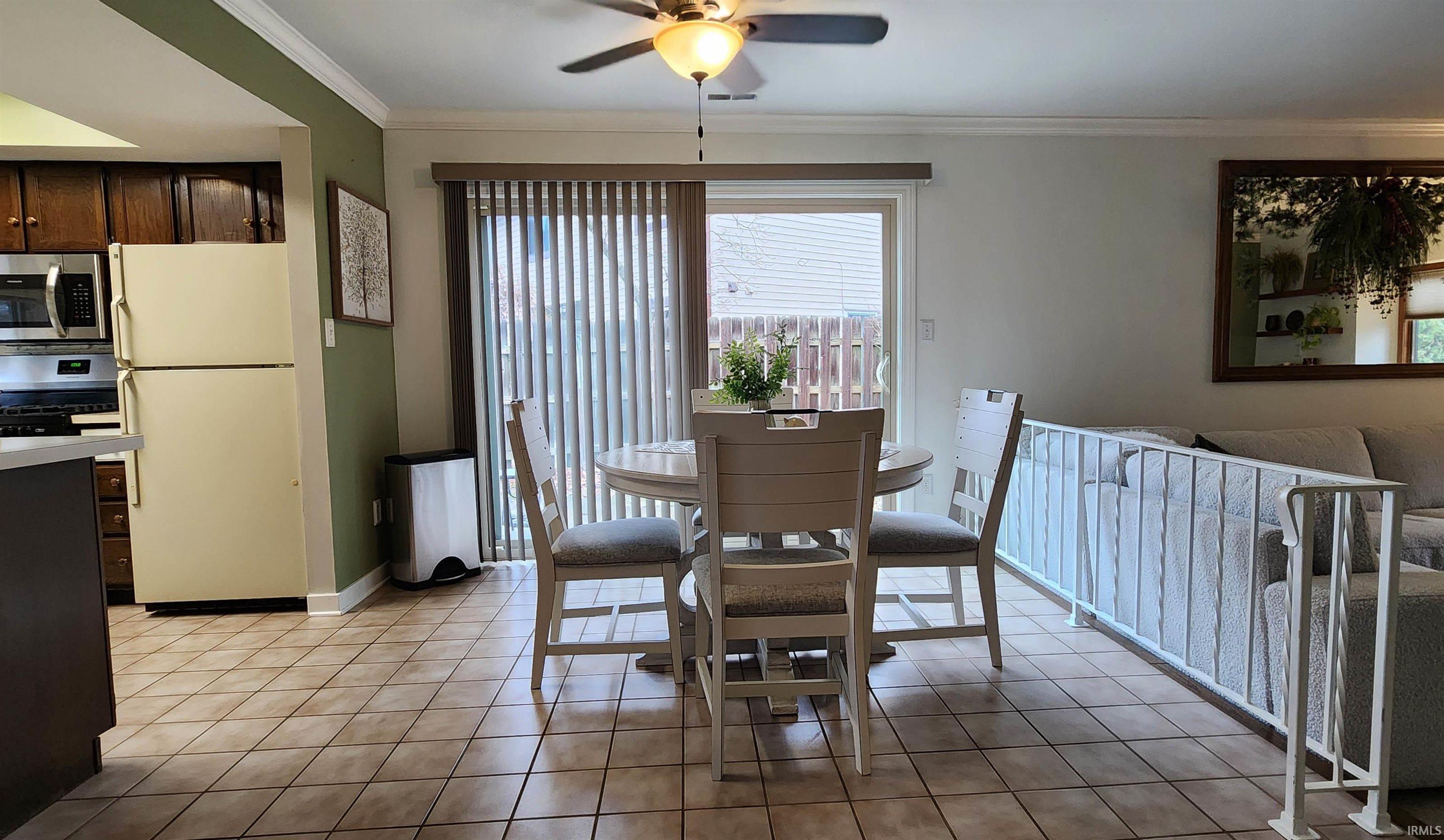 5078 Stellhorn Road Fort Wayne, IN 46815 - Photo 3 of 33