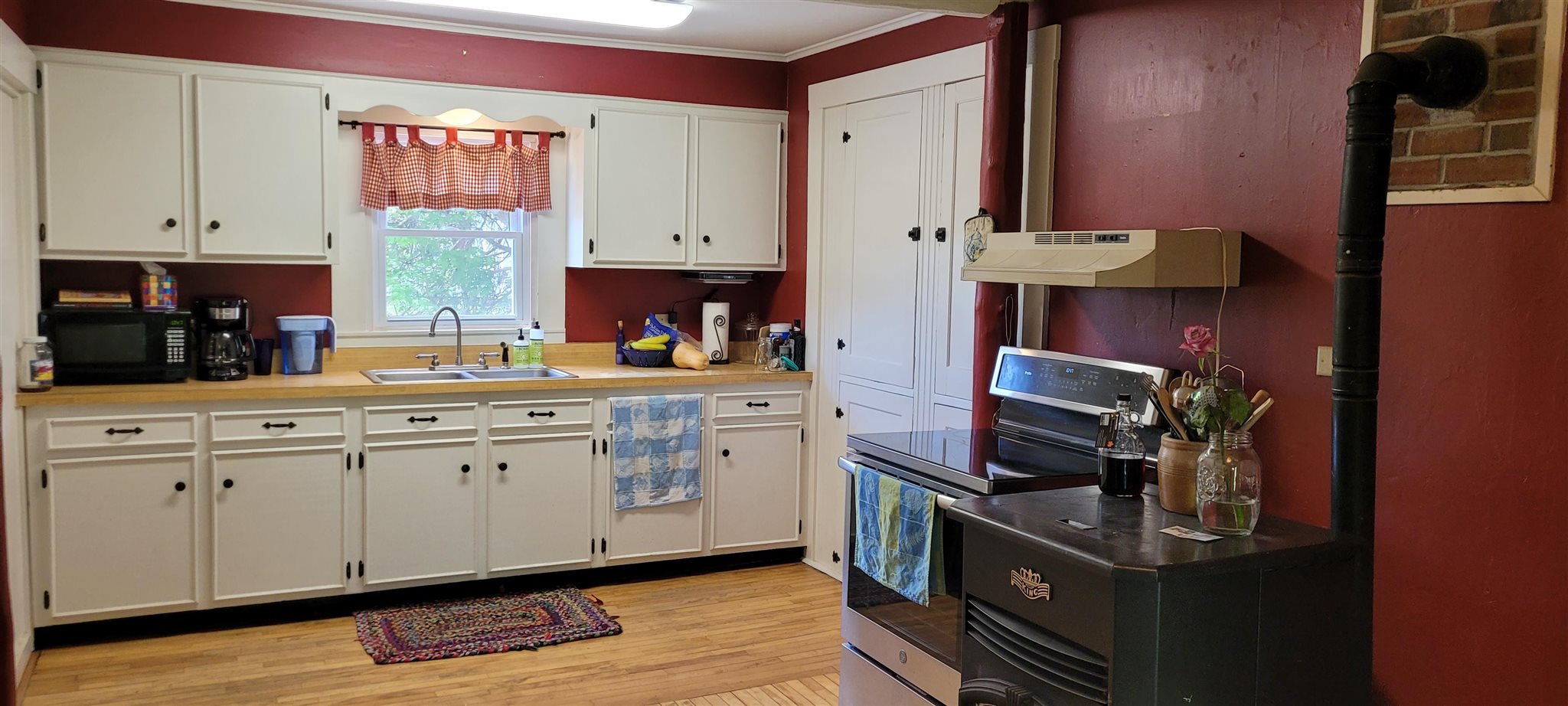 218 Peacham Road Danville, VT 05828 - Photo 4 of 14