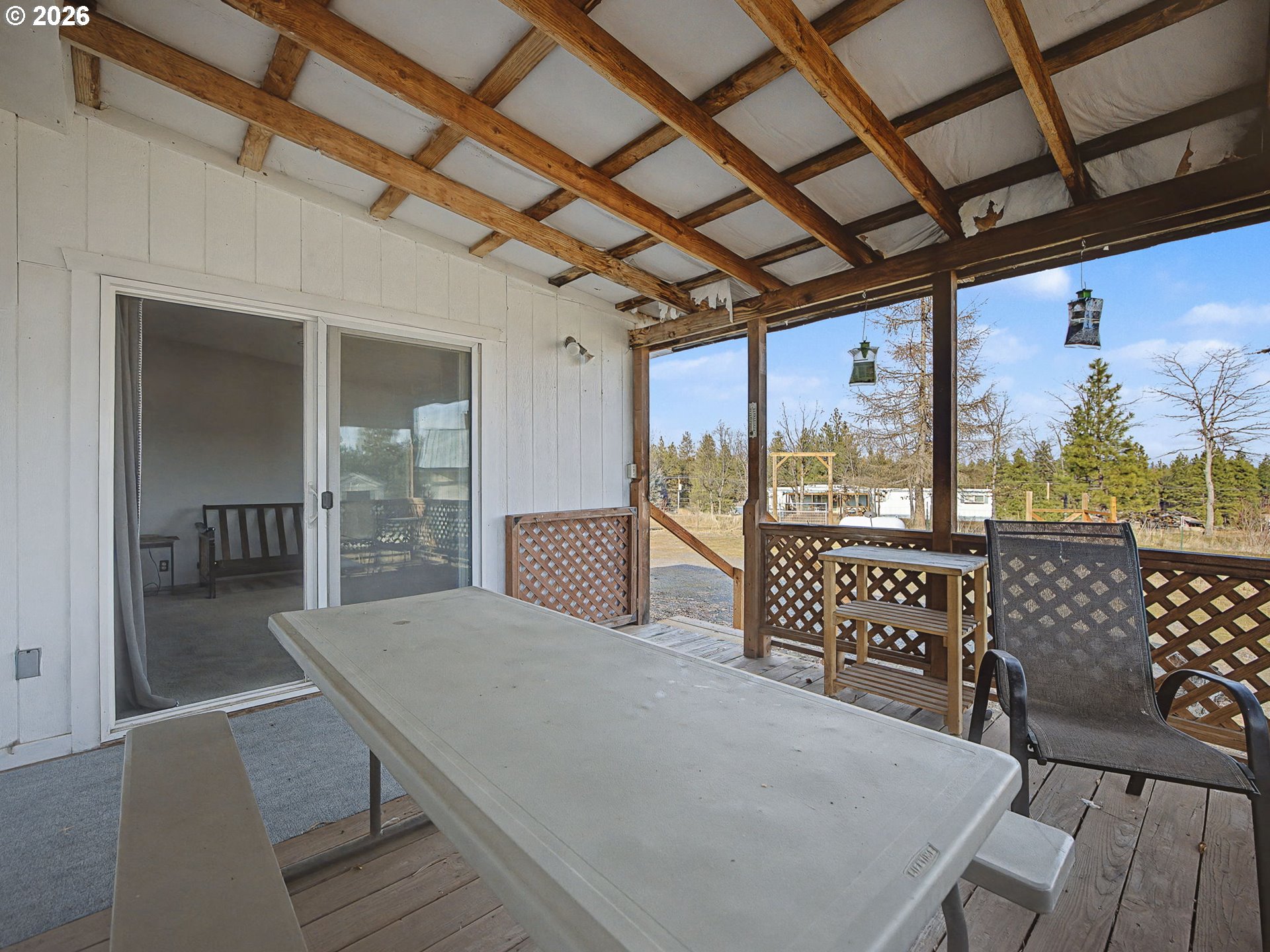 288 South Molly Ann Road Tygh Valley, OR 97063 - Photo 14 of 44 Living Room