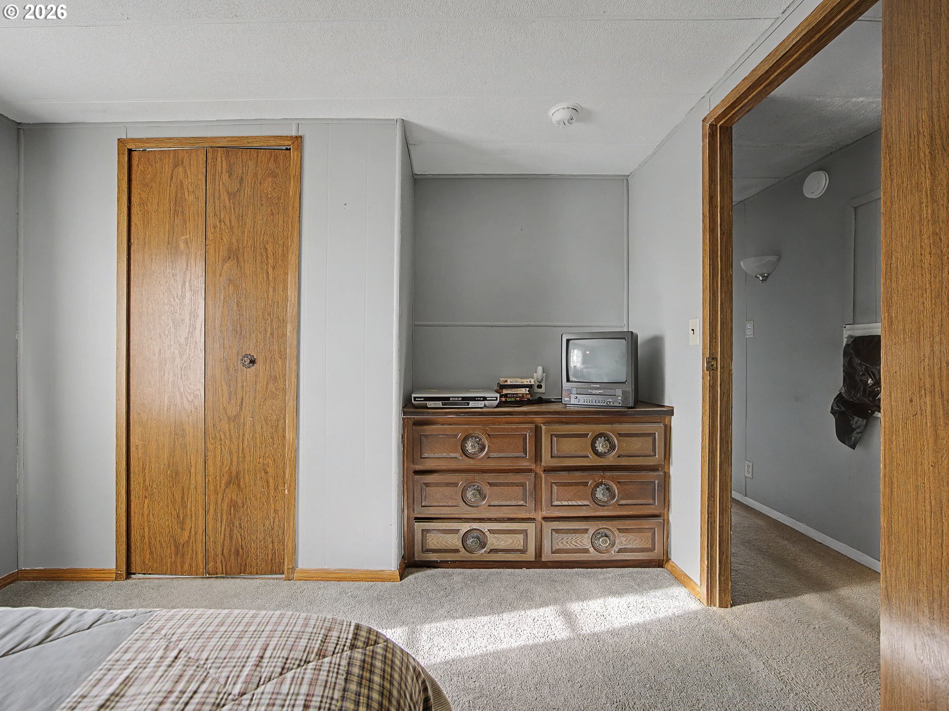 288 South Molly Ann Road Tygh Valley, OR 97063 - Photo 19 of 44 Bedroom