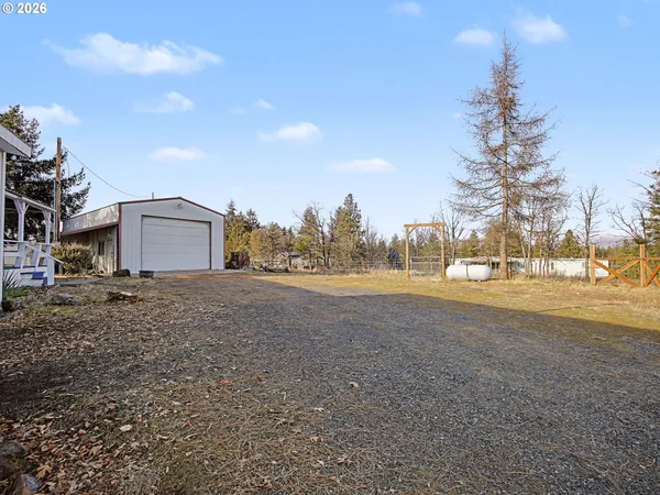 $235,000 | 288 South Molly Ann Road, Tygh Valley, OR 97063
