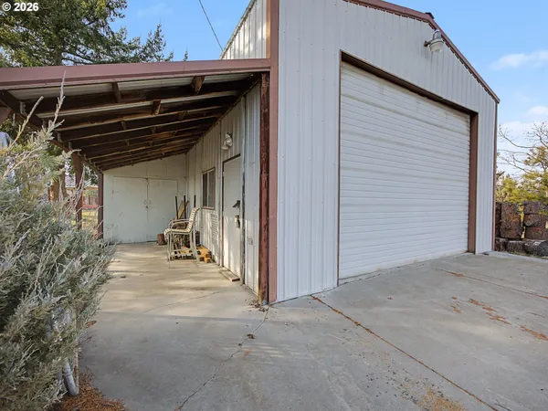 $235,000 | 288 South Molly Ann Road, Tygh Valley, OR 97063