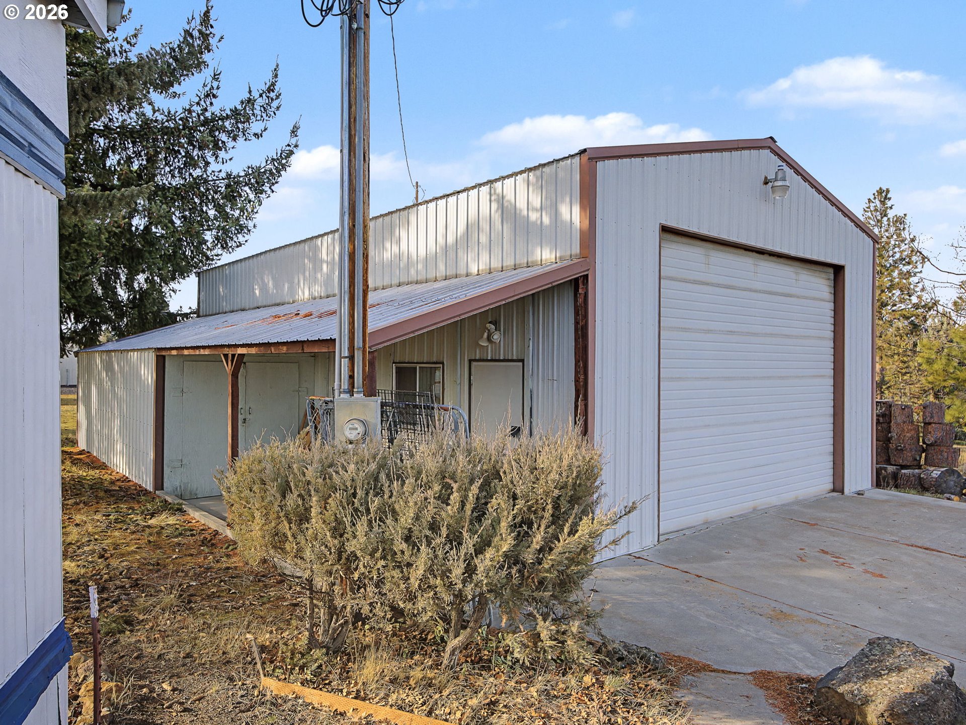 288 South Molly Ann Road Tygh Valley, OR 97063 - Photo 32 of 44 Shop