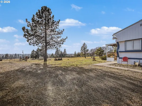 $235,000 | 288 South Molly Ann Road, Tygh Valley, OR 97063