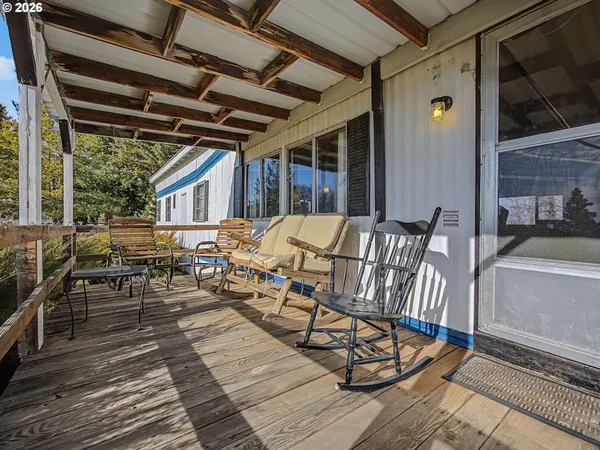 $235,000 | 288 South Molly Ann Road, Tygh Valley, OR 97063