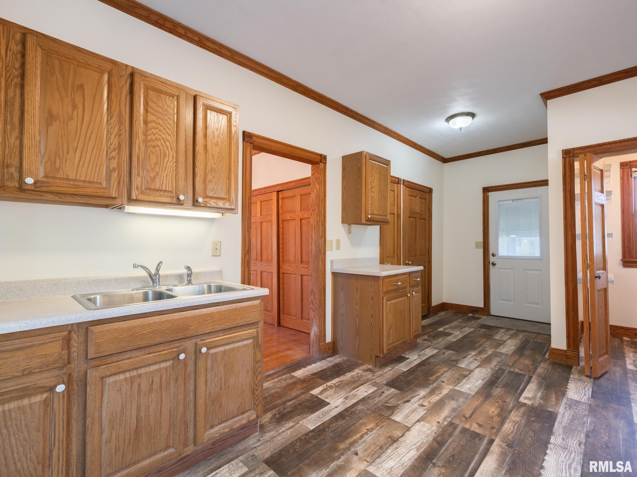 4236 North Prospect Road Peoria, IL 61603 - Photo 11 of 47