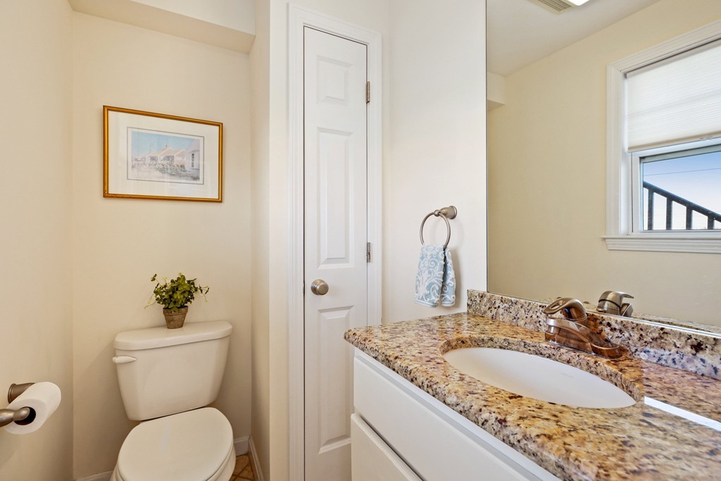 482 Shore Road, Unit 7 Truro, MA 02666 - Photo 16 of 27 Gallery Image 16