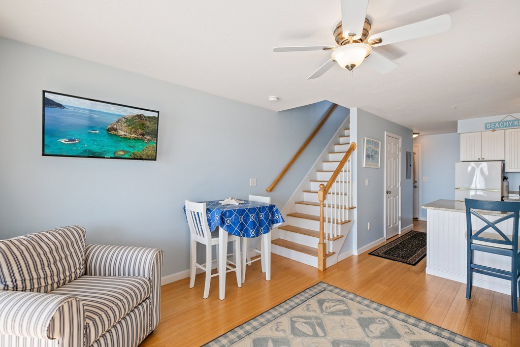 482 Shore Road, Unit 7 Truro, MA 02666 - Photo 4 of 27 Gallery Image 4