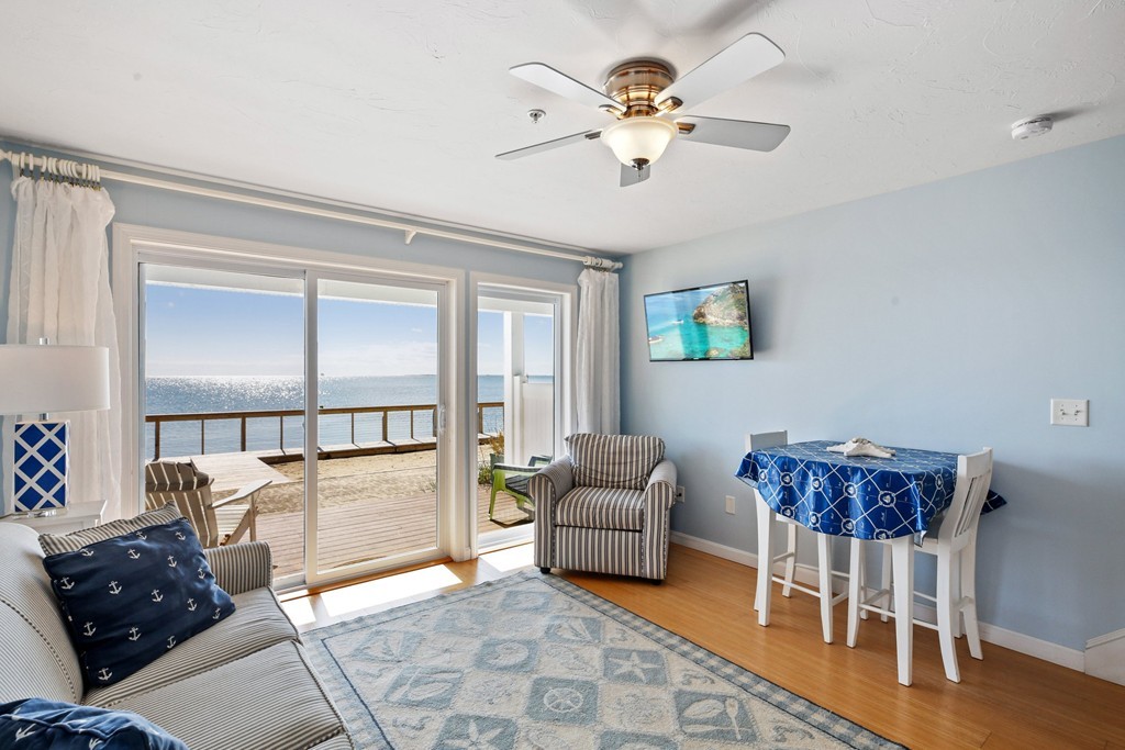 482 Shore Road, Unit 7 Truro, MA 02666 - Photo 5 of 27 Gallery Image 5