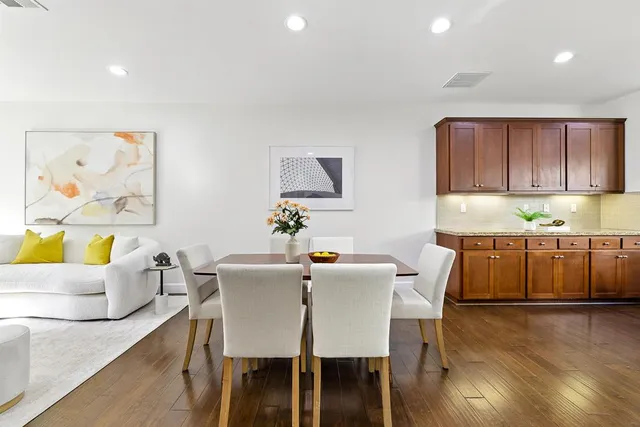 $1,860,000 | 541 Holthouse Terrace, Sunnyvale, CA 94087