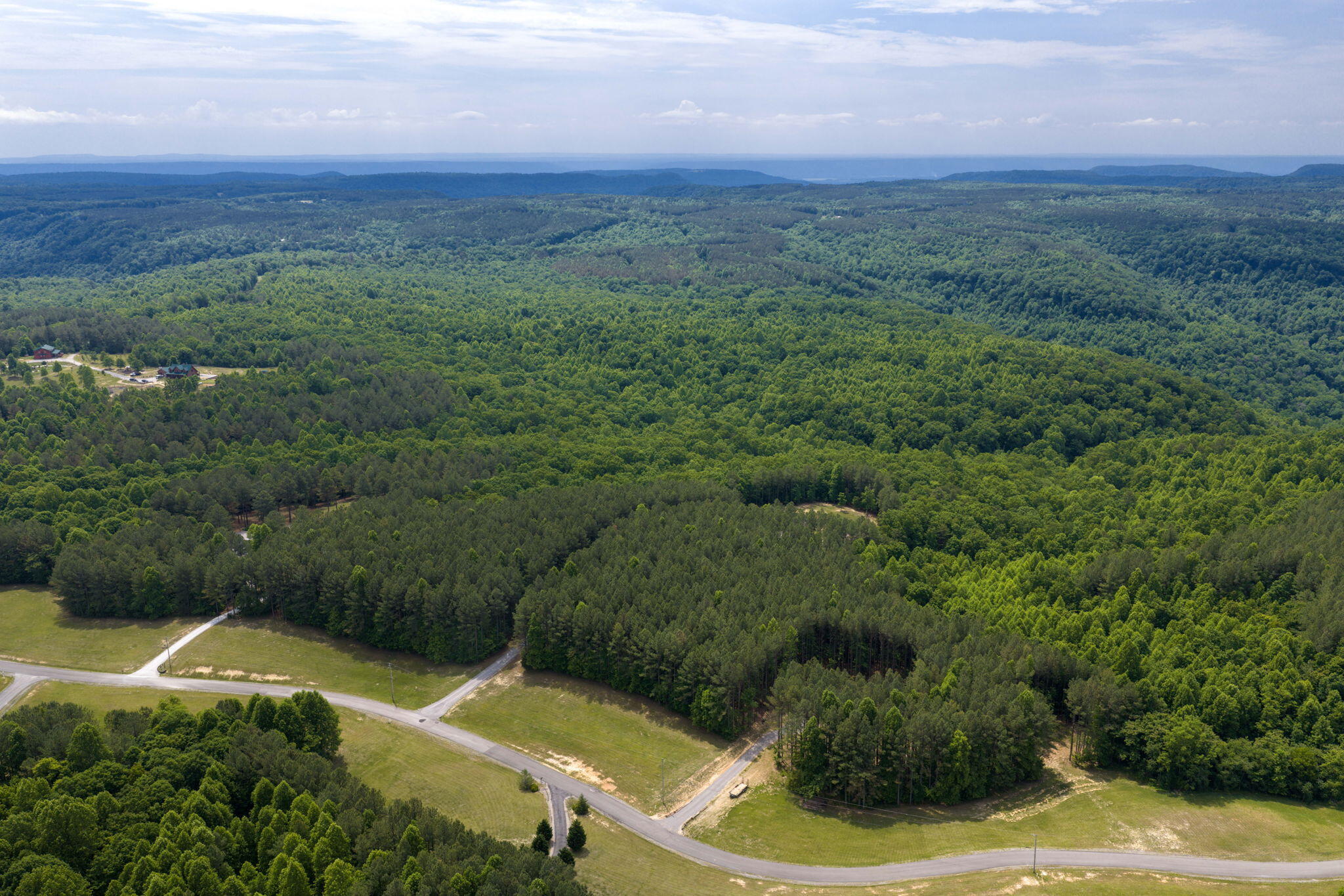 655 Thunder Ridge South Pittsburg, TN 37380 - Photo 99 of 108 10-web-or-mls-DJI_20260519115644_0705_D-