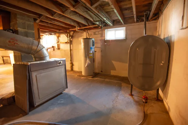 $159,900 | 30 Spruce Street, East Millinocket, ME 04430