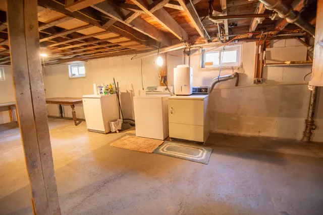 $159,900 | 30 Spruce Street, East Millinocket, ME 04430