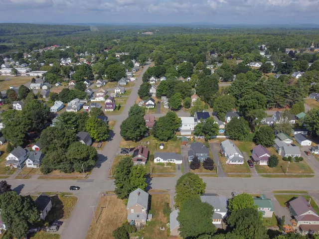 $159,900 | 30 Spruce Street, East Millinocket, ME 04430