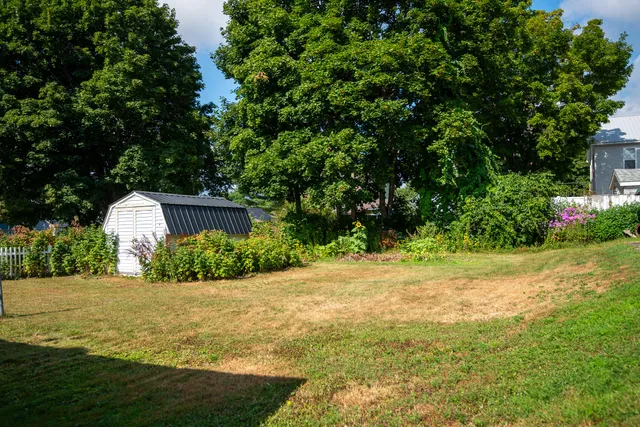 $159,900 | 30 Spruce Street, East Millinocket, ME 04430