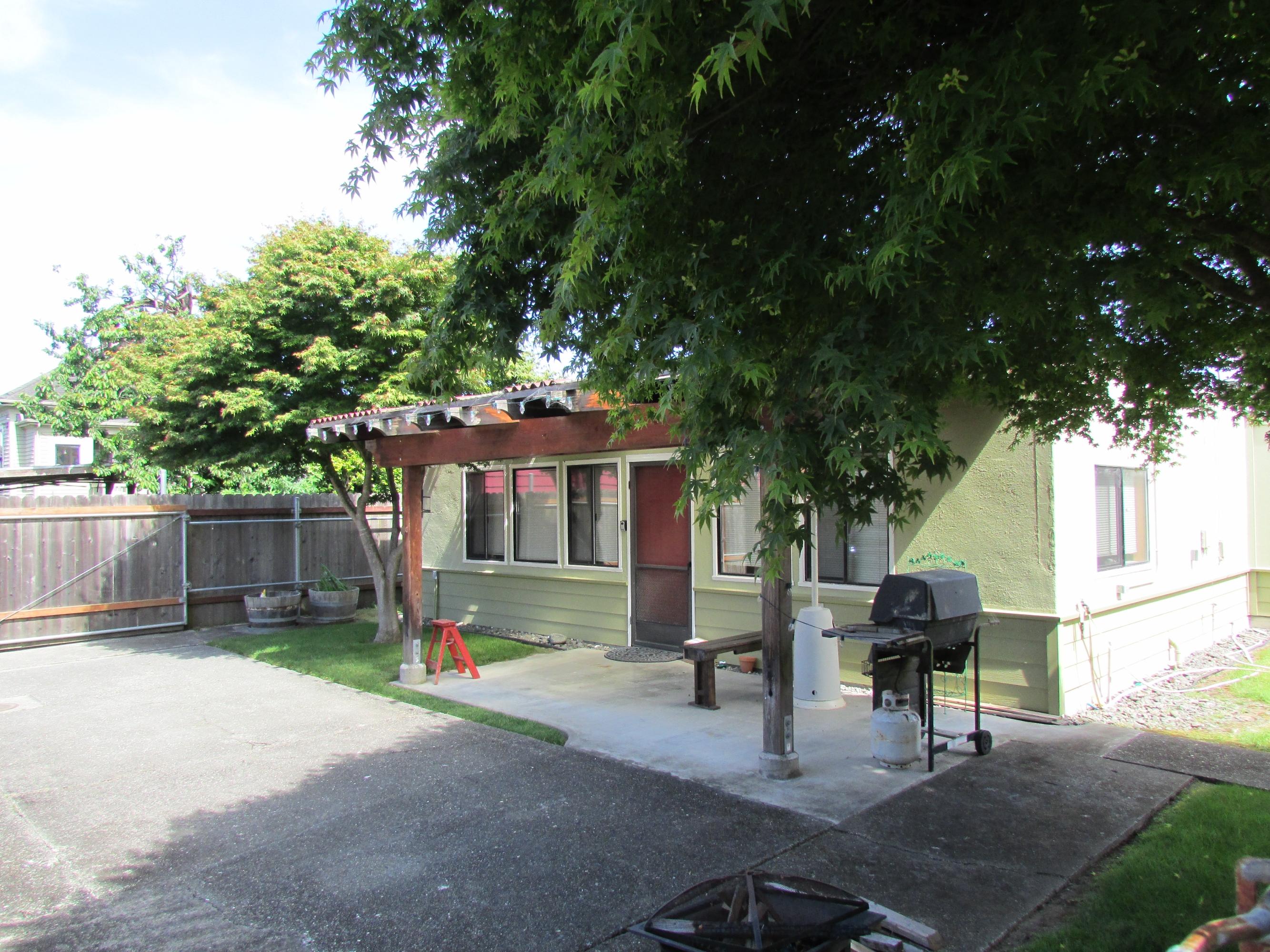 537 G Street Arcata, CA 95521 - Photo 7 of 18 07