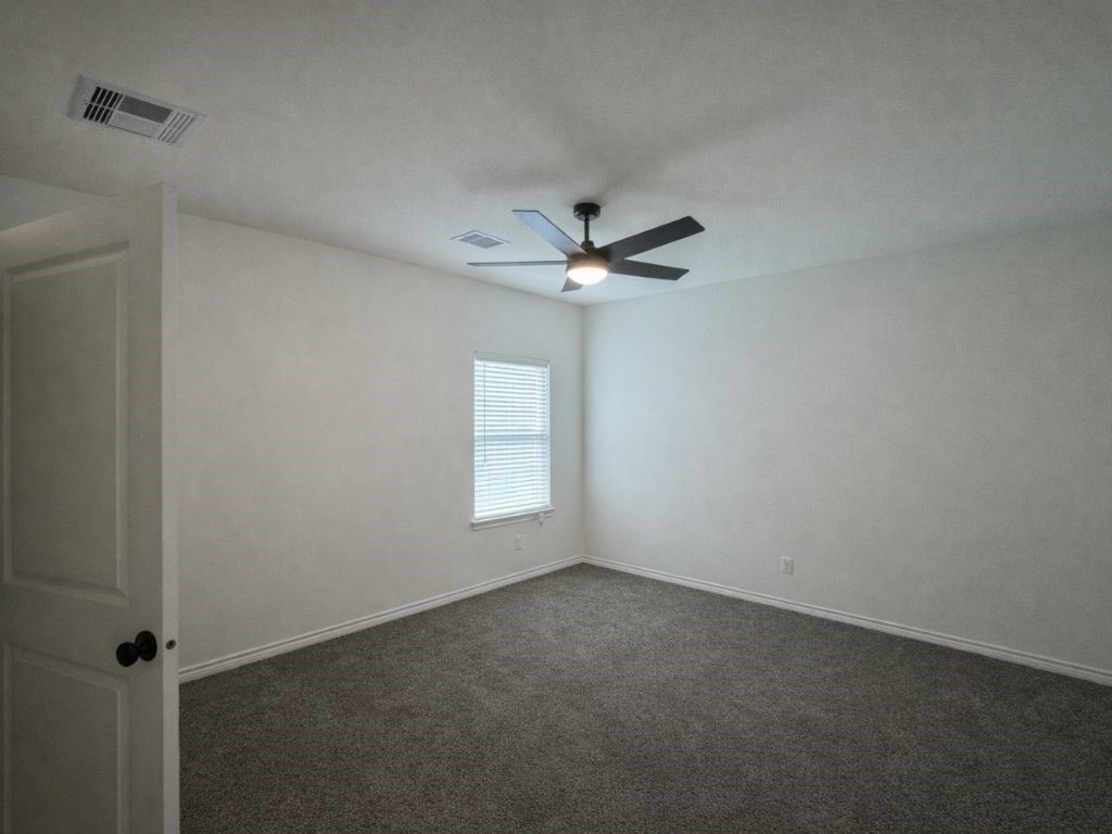 15193 Austin Road Willis, TX 77378 - Photo 6 of 8 Gallery Image 6