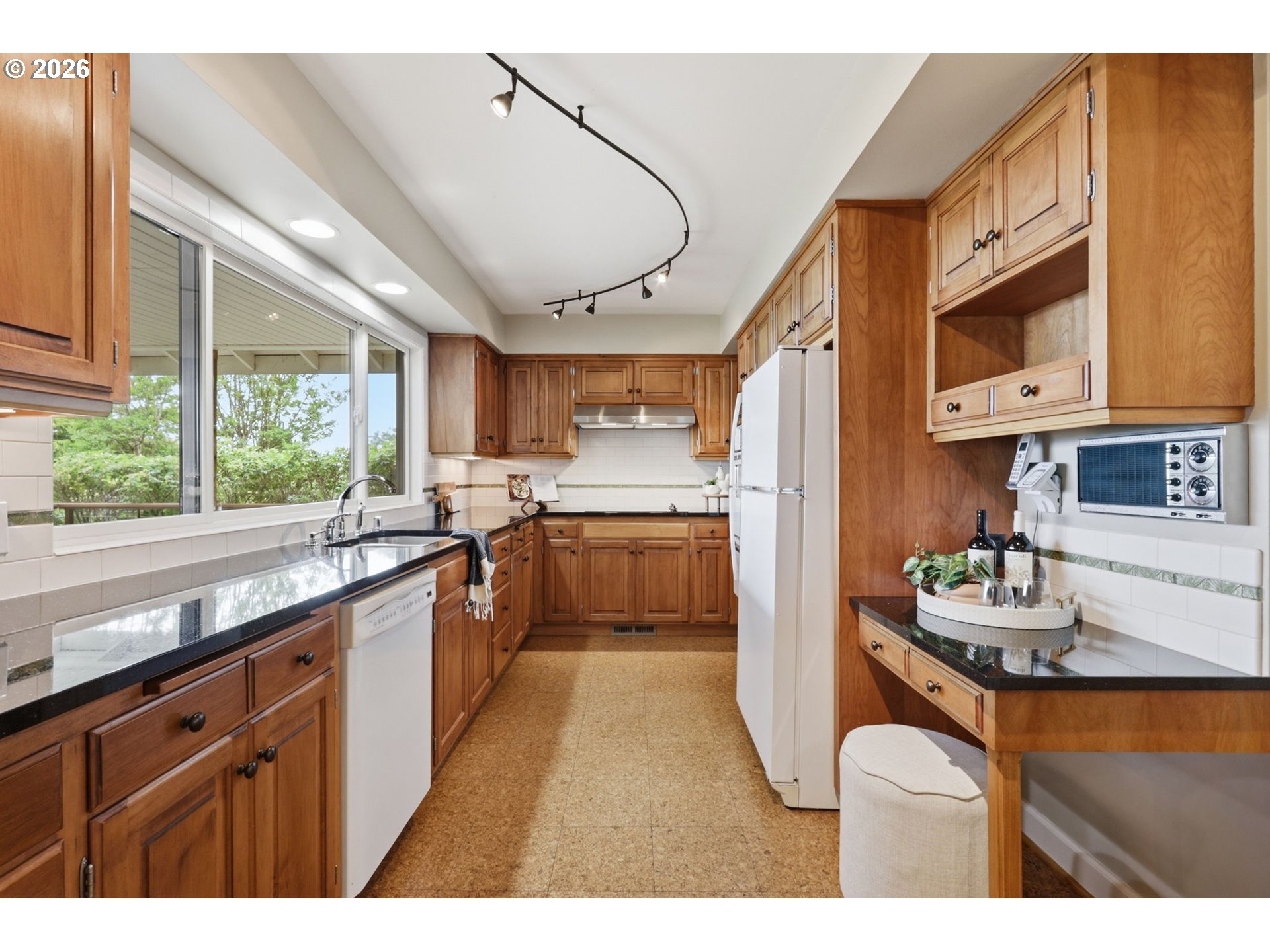 2109 Northwest Couch Street Camas, WA 98607 - Photo 11 of 40