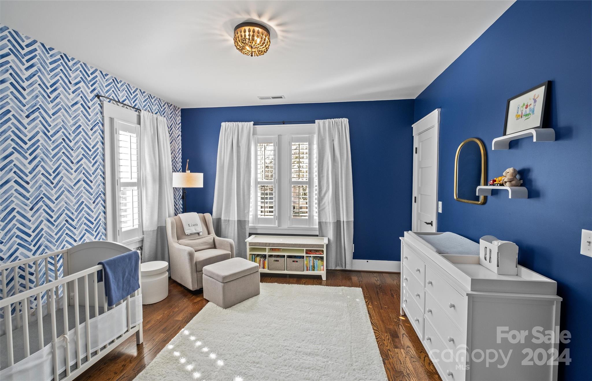 149 McAlway Road Charlotte, NC 28211 - Photo 32 of 48 a living room with furniture and a large window