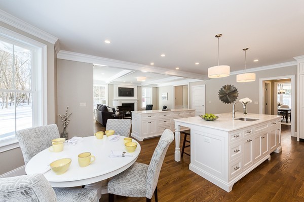 7 Willard Circle Lexington, MA 02421 - Photo 8 of 28 Gallery Image 8