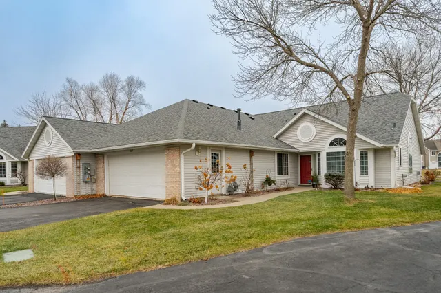 $417,500 | 1865 Tiffany Cove Lane Southwest, Rochester, MN 55902