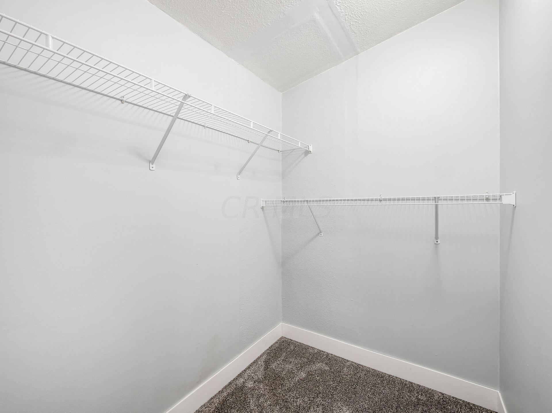 19925 London Road Circleville, OH 43113 - Photo 22 of 40 Bedroom 2 walk-in closet