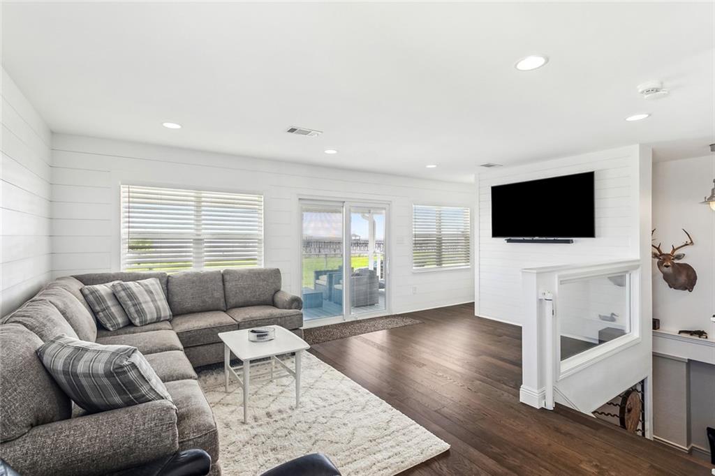 229 A Debbie Drive Slidell, LA 70458 - Photo 4 of 28