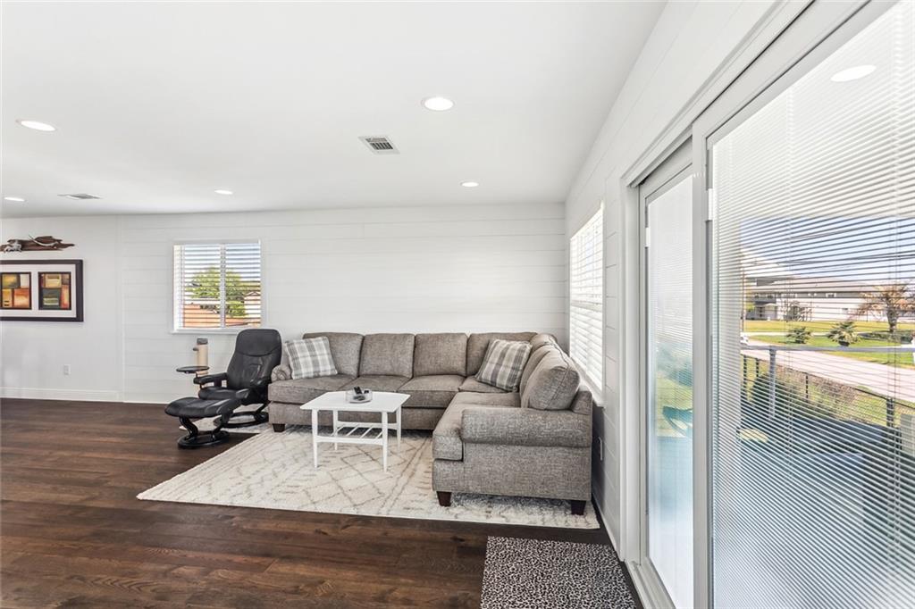 229 A Debbie Drive Slidell, LA 70458 - Photo 6 of 28