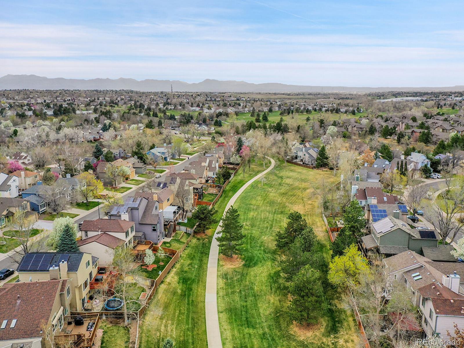 6343 Laguna Circle Highlands Ranch, CO 80130 - Photo 36 of 43 an aerial view of a city