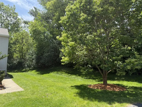 $245,000 | 8507 Courtland Drive Northeast, Unit 4, Rockford, MI 49341