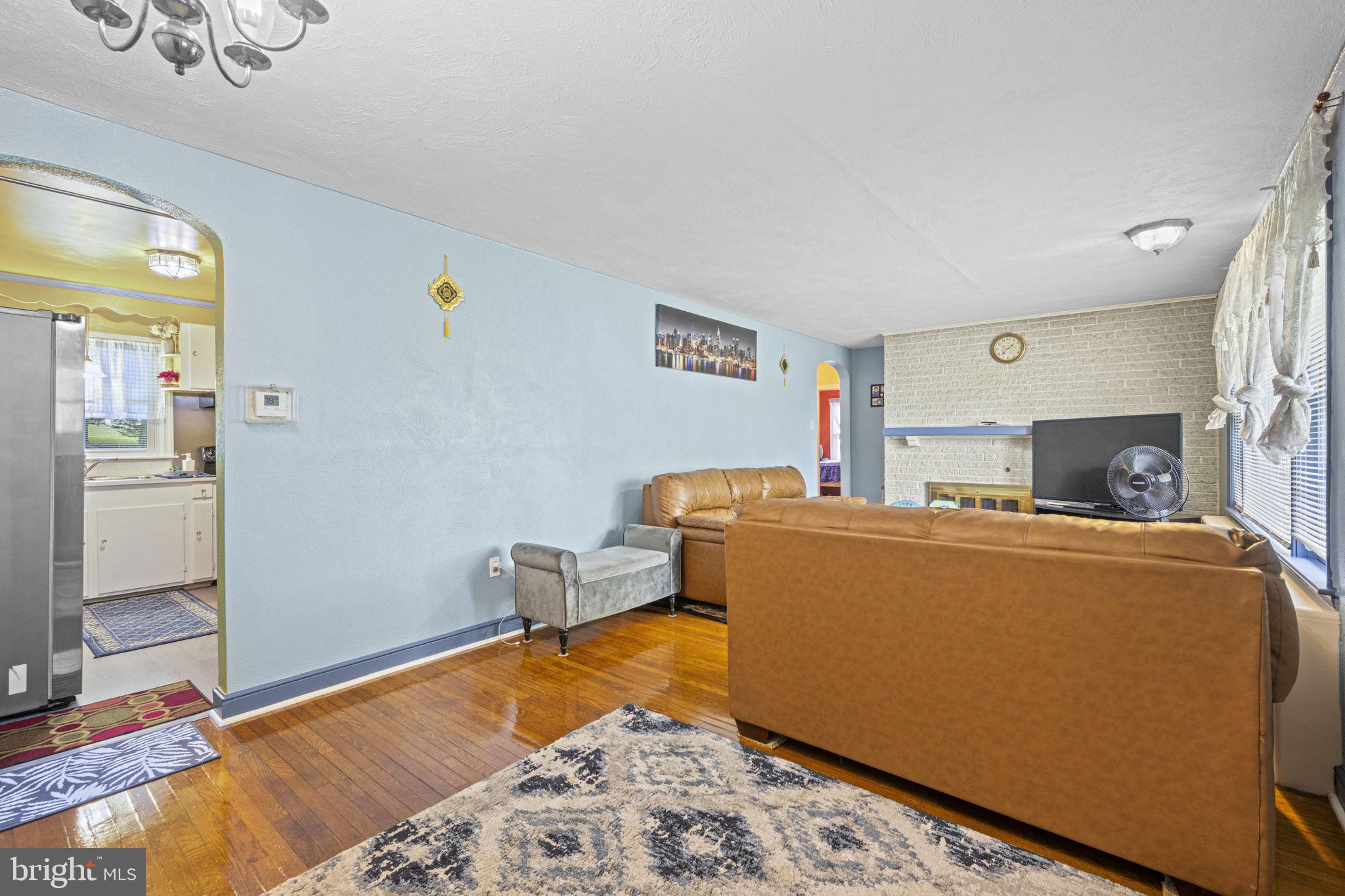 786 Clearmount Road York, PA 17403 - Photo 6 of 31 Gallery Image 6