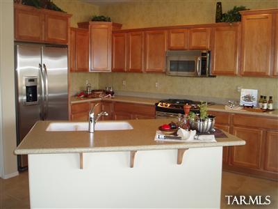 10565 East Water Poppy Road, Unit 263 Tucson, AZ 85747 - Photo 2 of 4