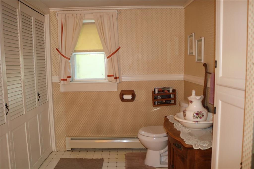 377 Main Street Springvale, ME 04083 - Photo 27 of 31 1st floor Bath
