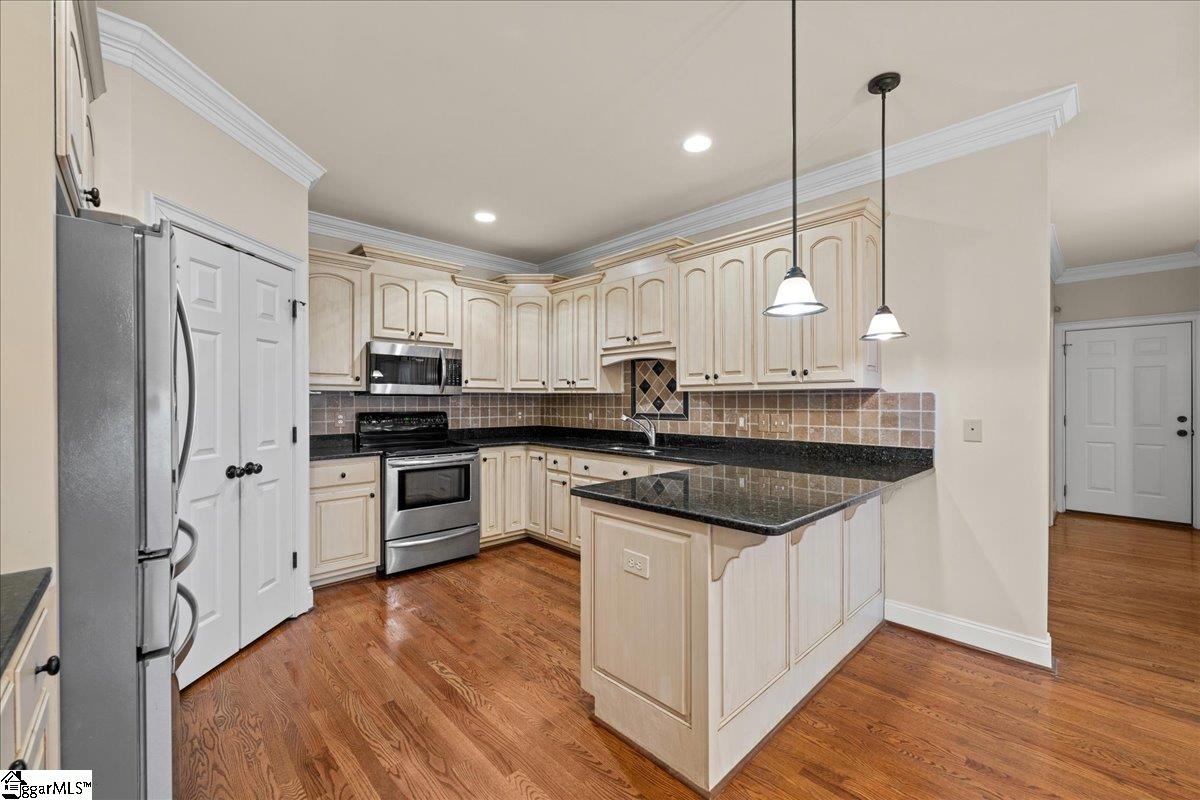 103 Fremont Drive Simpsonville, SC 29680 - Photo 15 of 45