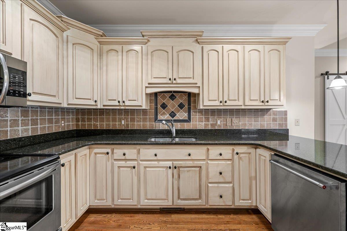 103 Fremont Drive Simpsonville, SC 29680 - Photo 17 of 45