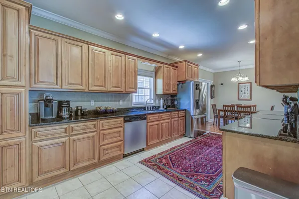 $679,900 | 618 Laurie Leigh Lane, Dandridge, TN 37725