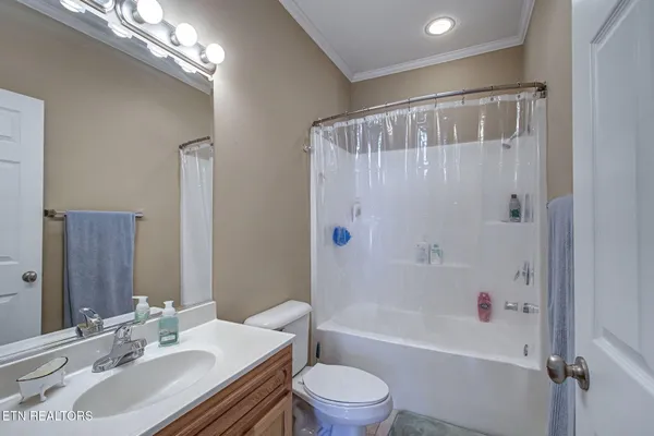 $679,900 | 618 Laurie Leigh Lane, Dandridge, TN 37725