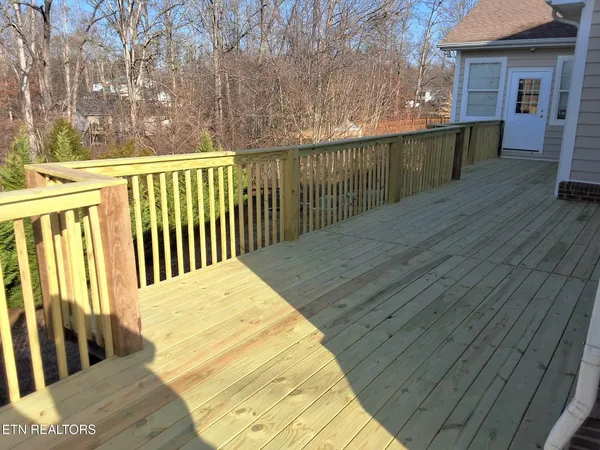 $679,900 | 618 Laurie Leigh Lane, Dandridge, TN 37725