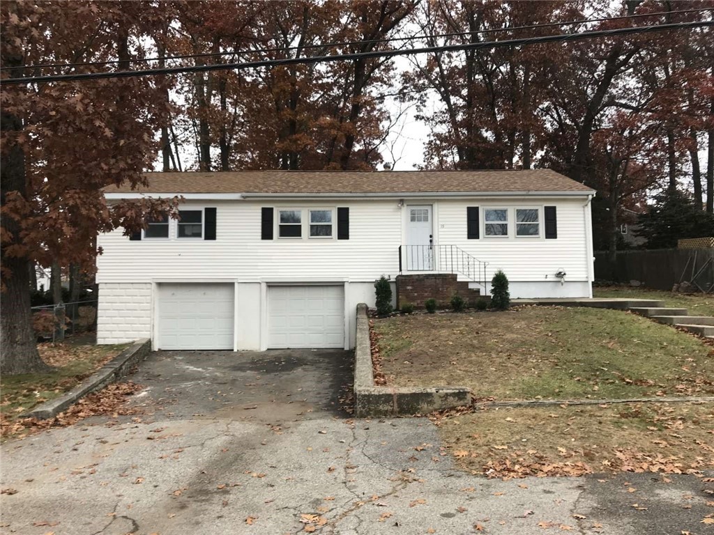15 Linwood Road Cumberland, RI 02864 - Photo 1 of 20 Gallery Image 1