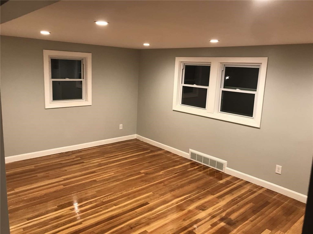 15 Linwood Road Cumberland, RI 02864 - Photo 6 of 20 Gallery Image 6