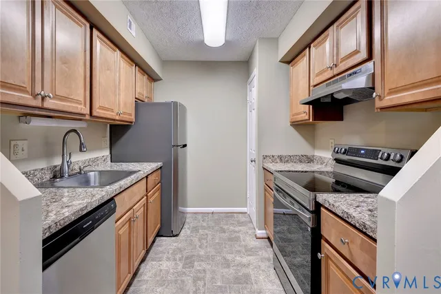 $174,900 | 4003 Governors Square, Unit 1, Williamsburg, VA 23188