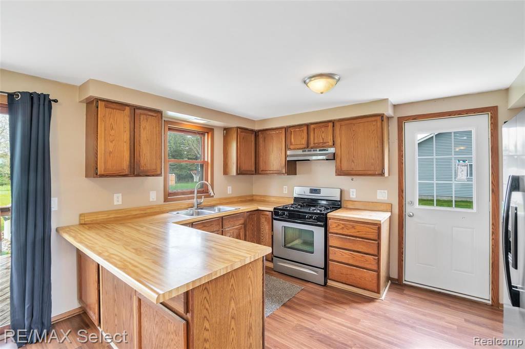 6112 Johnson Road Flushing, MI 48433 - Photo 10 of 39