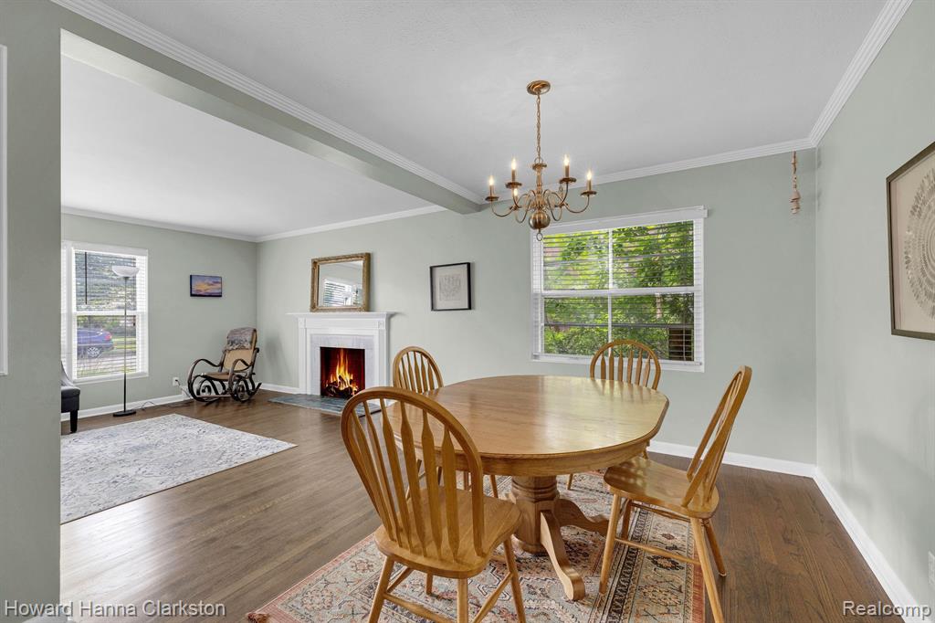 813 Harcourt Road Grosse Pointe Park, MI 48230 - Photo 12 of 40