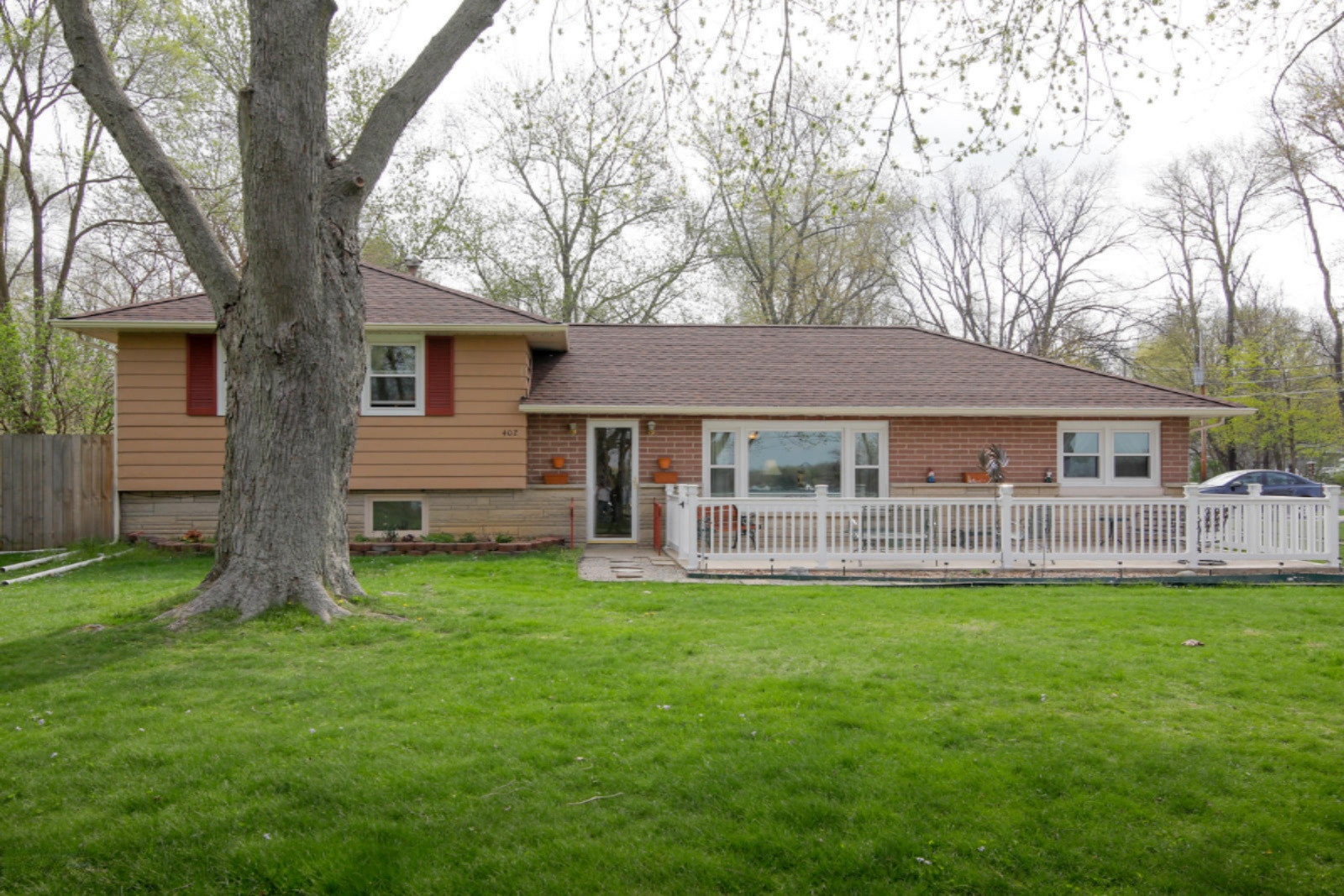 402 Lake Drive Decatur, MI 49045 - Photo 1 of 33 402 Lake Dr-101