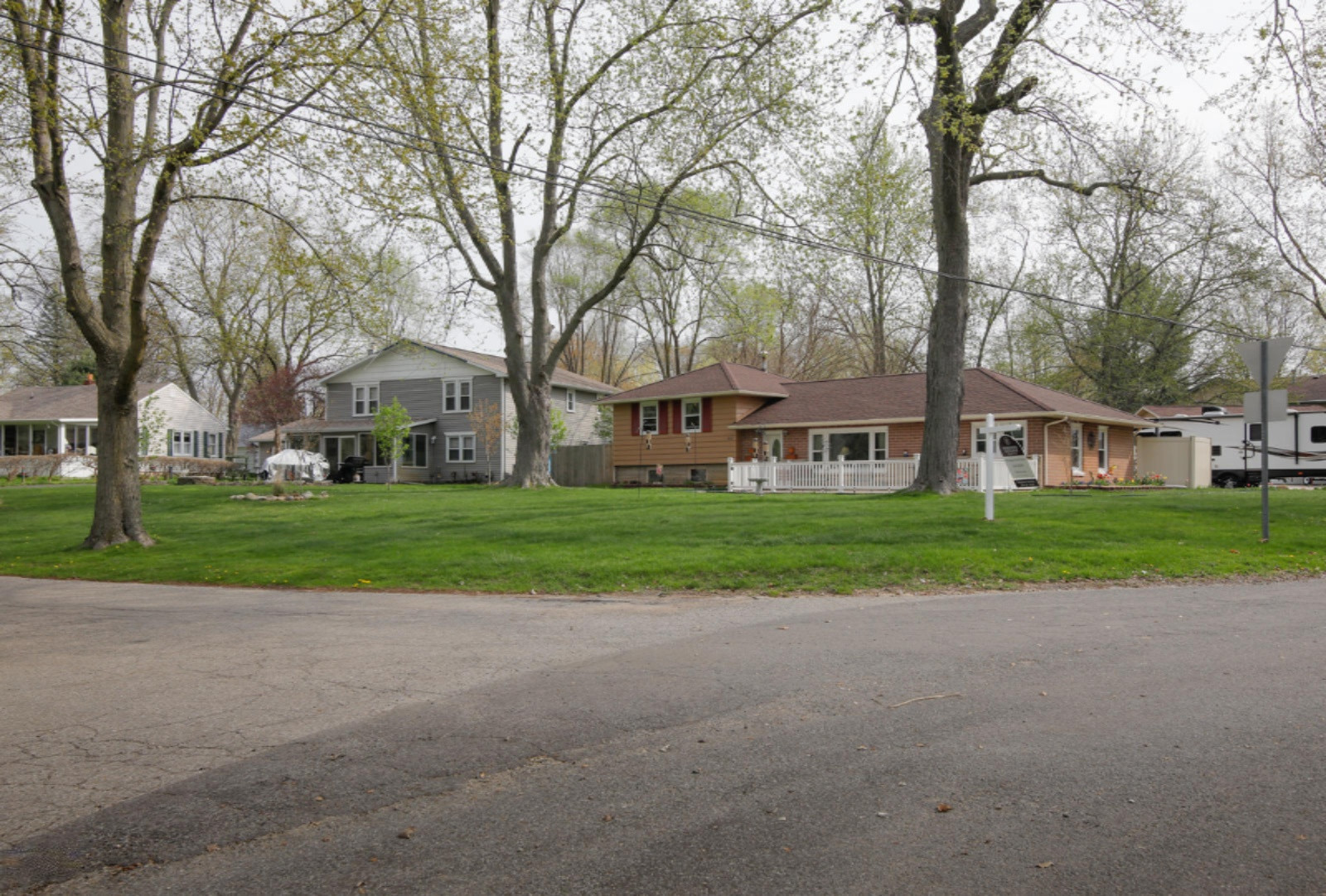 402 Lake Drive Decatur, MI 49045 - Photo 30 of 33 402 Lake Dr-130