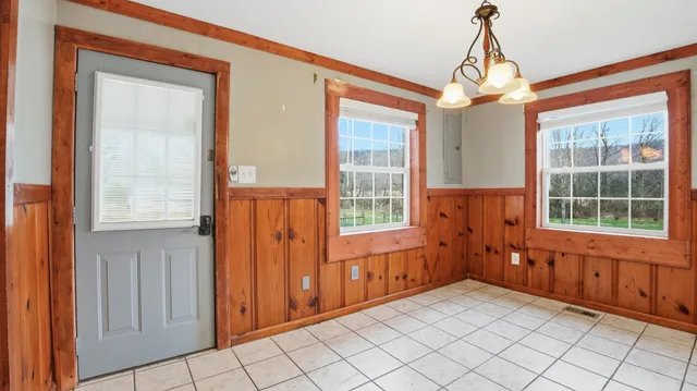 $359,999 | 7610 Highway 50, Pelham, TN 37366